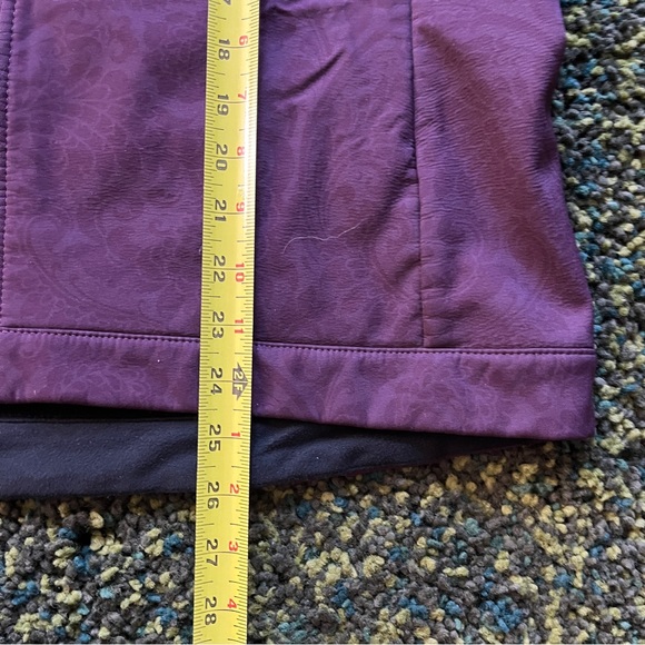 The North Face Women’s TNF Apex Purple Floral Shell Jacket (L) - Picture 6 of 7